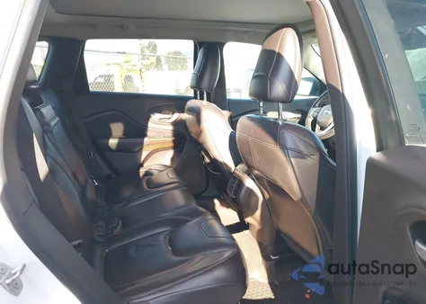 2014 Jeep Cherokee Trailhawk z USA, uszkodzony, nr VIN 1C4PJMBS8EW197506